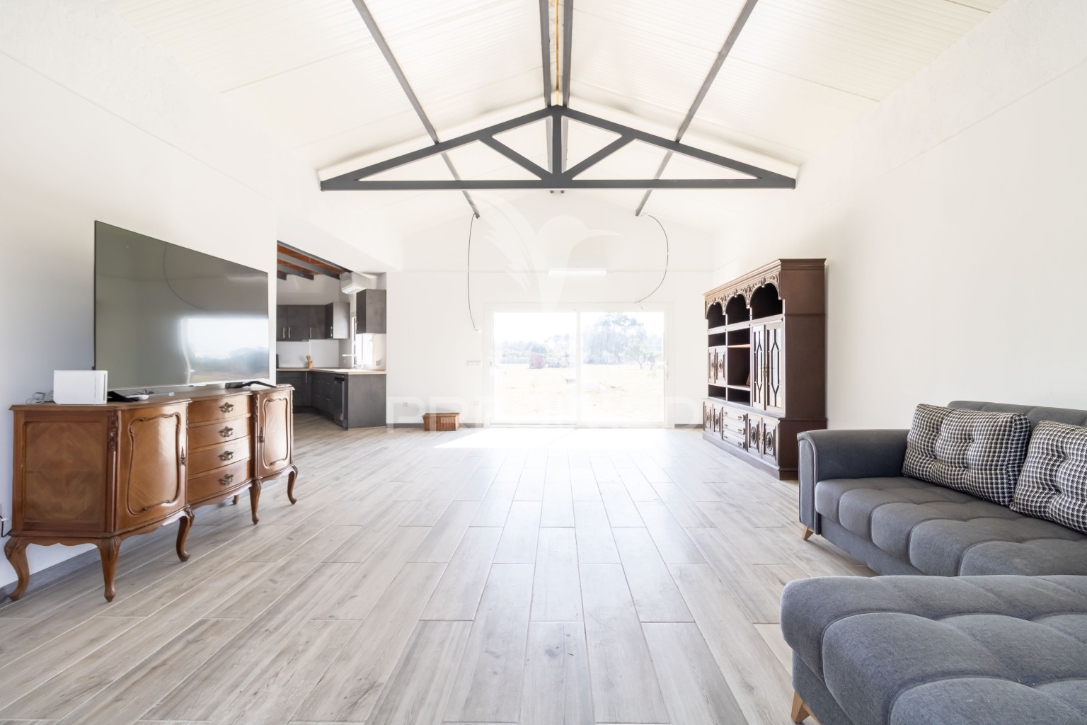 Einfamilienhaus Bungalow T5 auf einem 5.000 m² großen Grundstück in Pinhal Novo! · 2